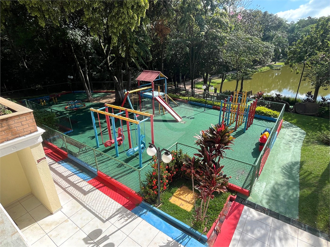 Terreno à venda no condomínio Parque dos Resedás, Itupeva - SP