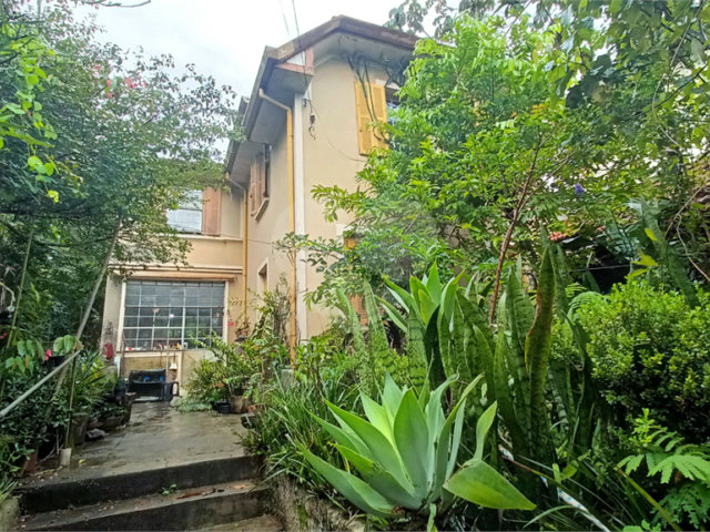 Sobrado à venda com 3 quartos em Tremembé, São Paulo, SP