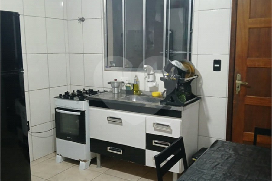 Casa à venda com 2 quartos no condomínio Residencial Armênia, Ferraz de Vasconcelos - SP