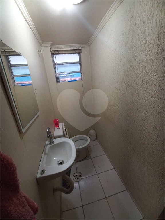 Sobrado à venda com 3 quartos, sendo 1 suíte, em Jardim Helga, São Paulo, SP