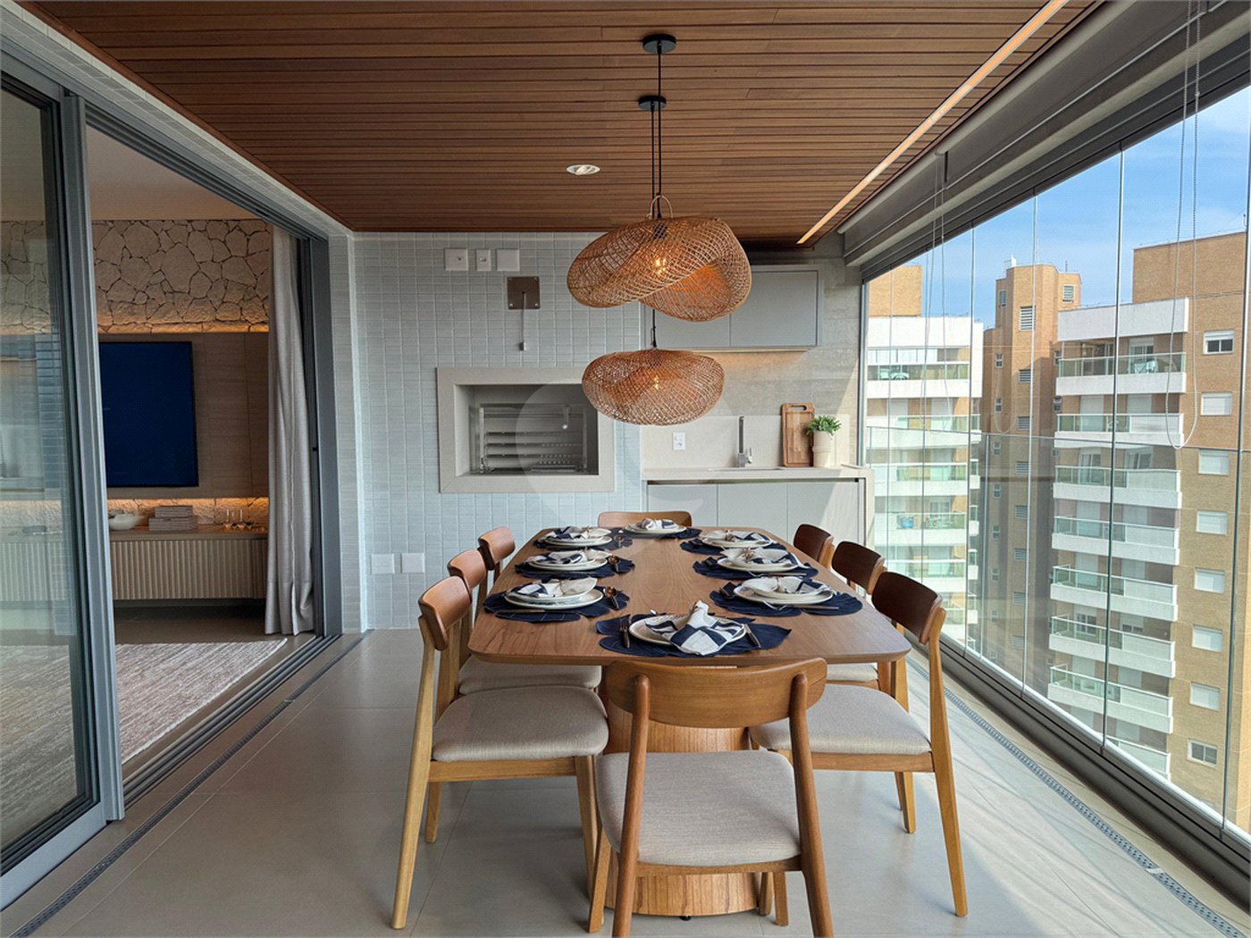 Apartamento à venda com 3 suítes em Riviera, Bertioga, SP