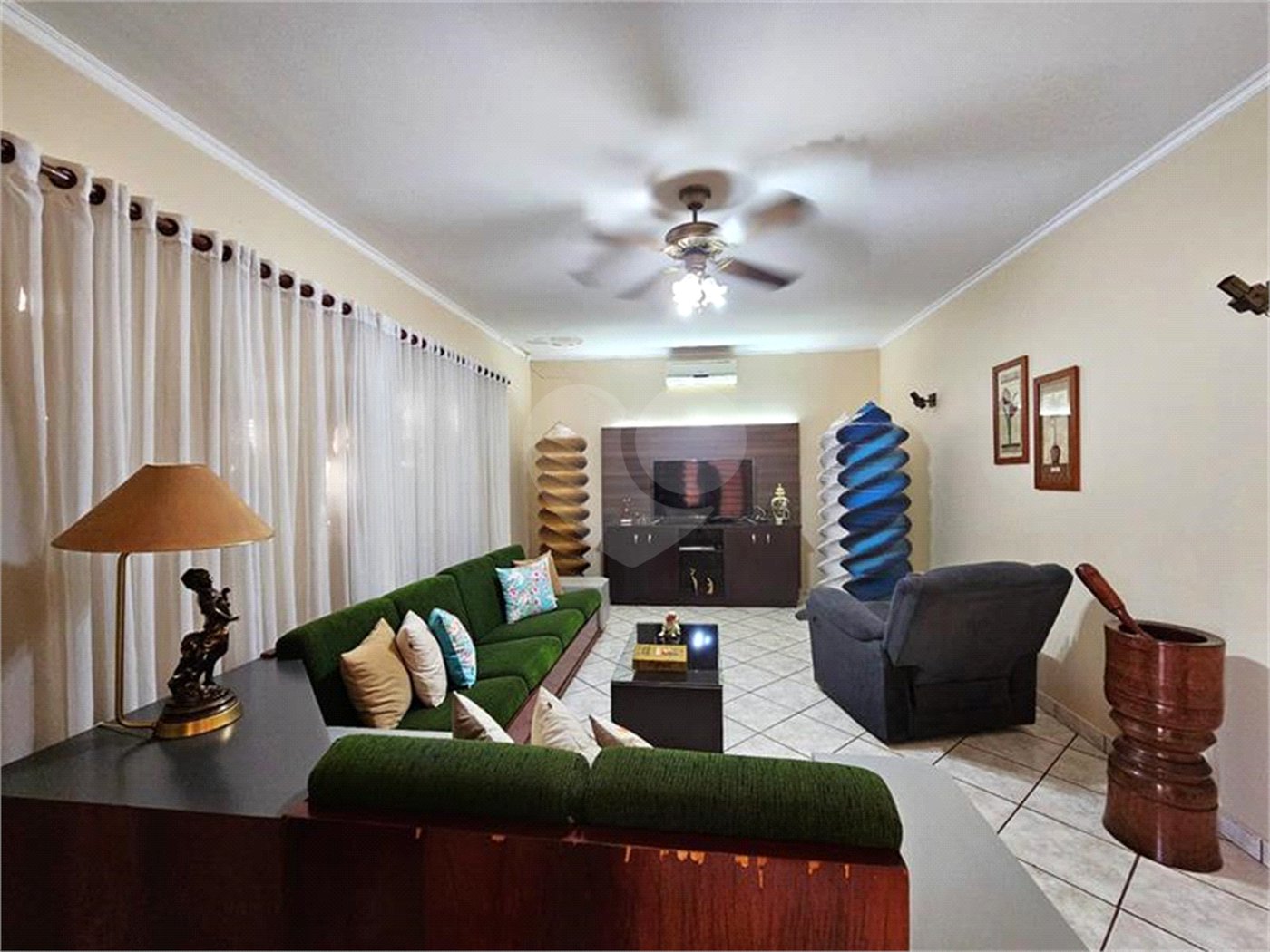 Casa Térrea à venda com 6 quartos, sendo 4 suítes, em Jardim Maria Goretti, Ribeirão Preto, SP