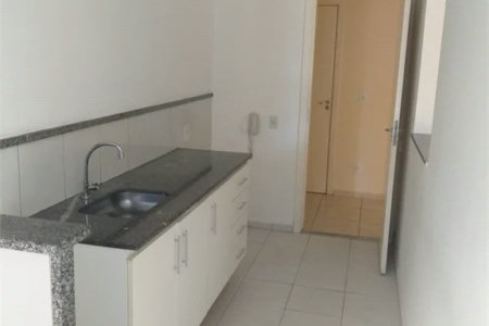 Apartamento à venda com 2 quartos em Vila Suzana, São Paulo, SP
