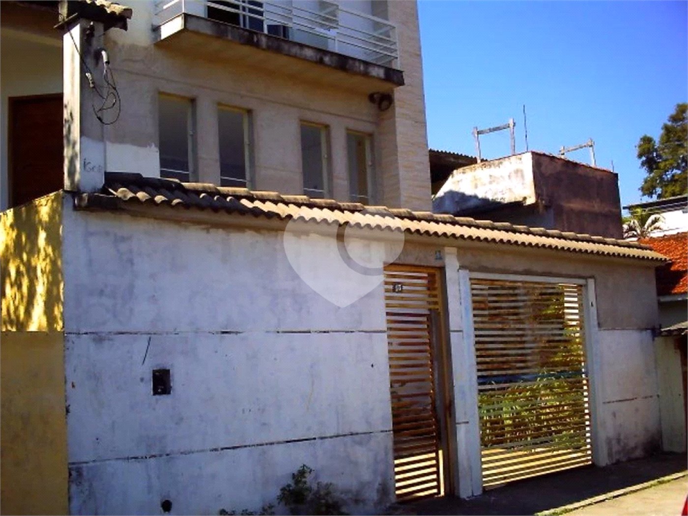 Sobrado à venda com 3 quartos, sendo 1 suíte, em Tremembé, São Paulo, SP