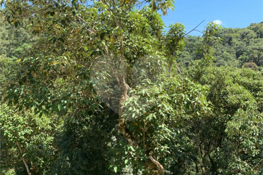 Casa à venda com 3 suítes no condomínio Parque Imperial da Cantareira, Mairiporã - SP