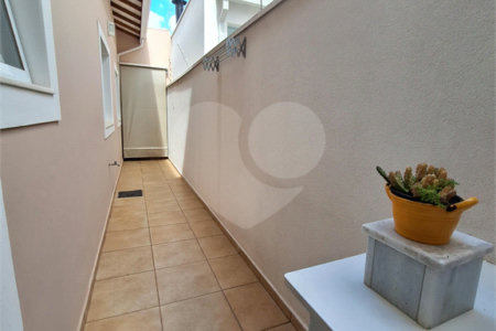 Casa à venda com 3 suítes no condomínio Residencial Villa Di Treviso, Vinhedo - SP
