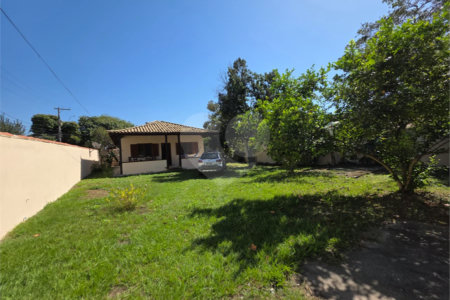 Casa à venda com 2 quartos, sendo 1 suíte, em Tucuns, Armação dos Búzios, RJ