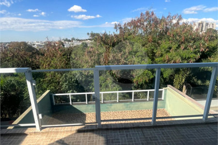 Casa à venda ou para alugar com 2 quartos, sendo 4 suítes, no condomínio Residencial Jardim Bréscia, Indaiatuba - SP