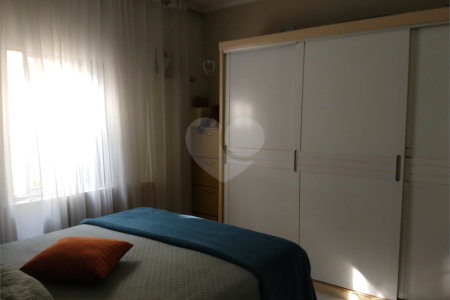Casa à venda com 3 quartos, sendo 1 suíte, em Jardim Peri, São Paulo, SP