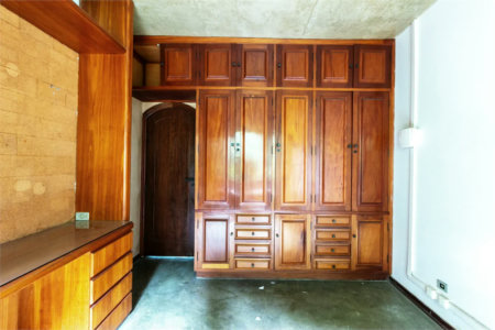 Casa à venda com 4 quartos, sendo 1 suíte,  em Jardim das Bandeiras, São Paulo, SP