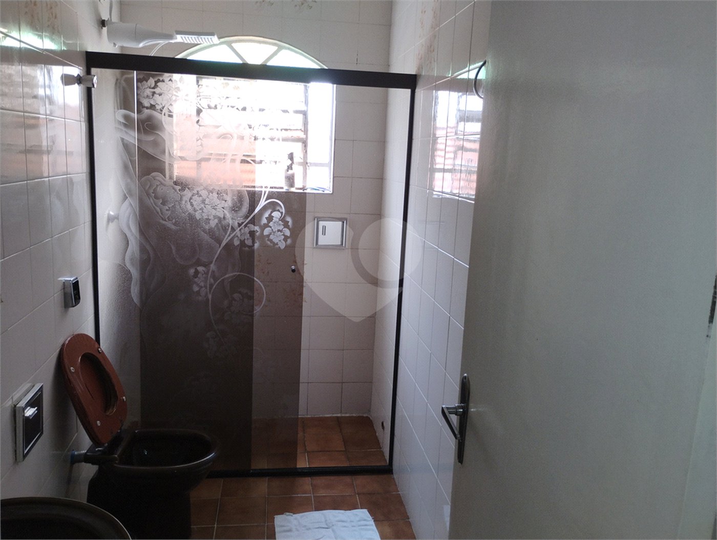 Sobrado à venda com 3 quartos, sendo 1 suíte,  em Vila Nivi, São Paulo, SP