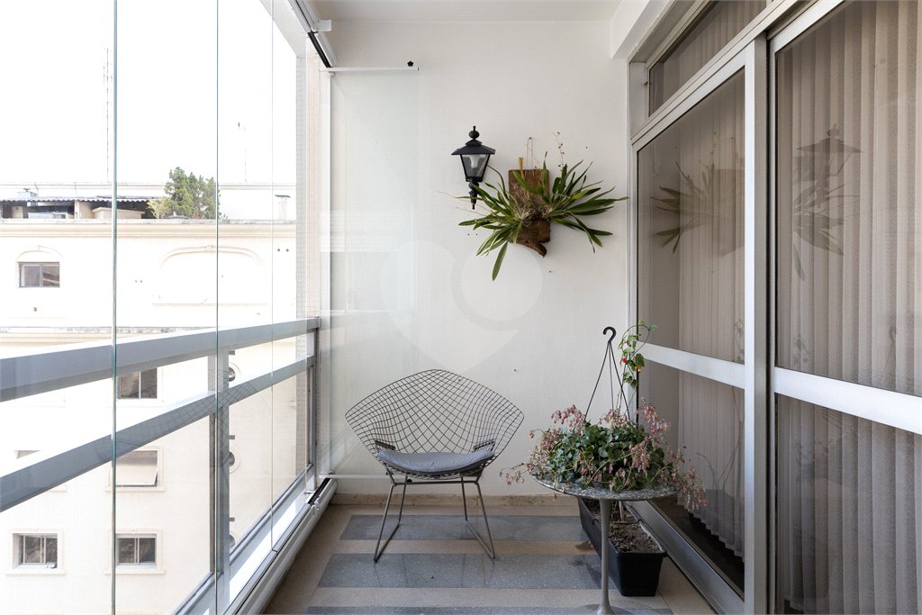 Apartamento à venda com 4 quartos, sendo 2 suítes, em Jardim Paulista, São Paulo, SP