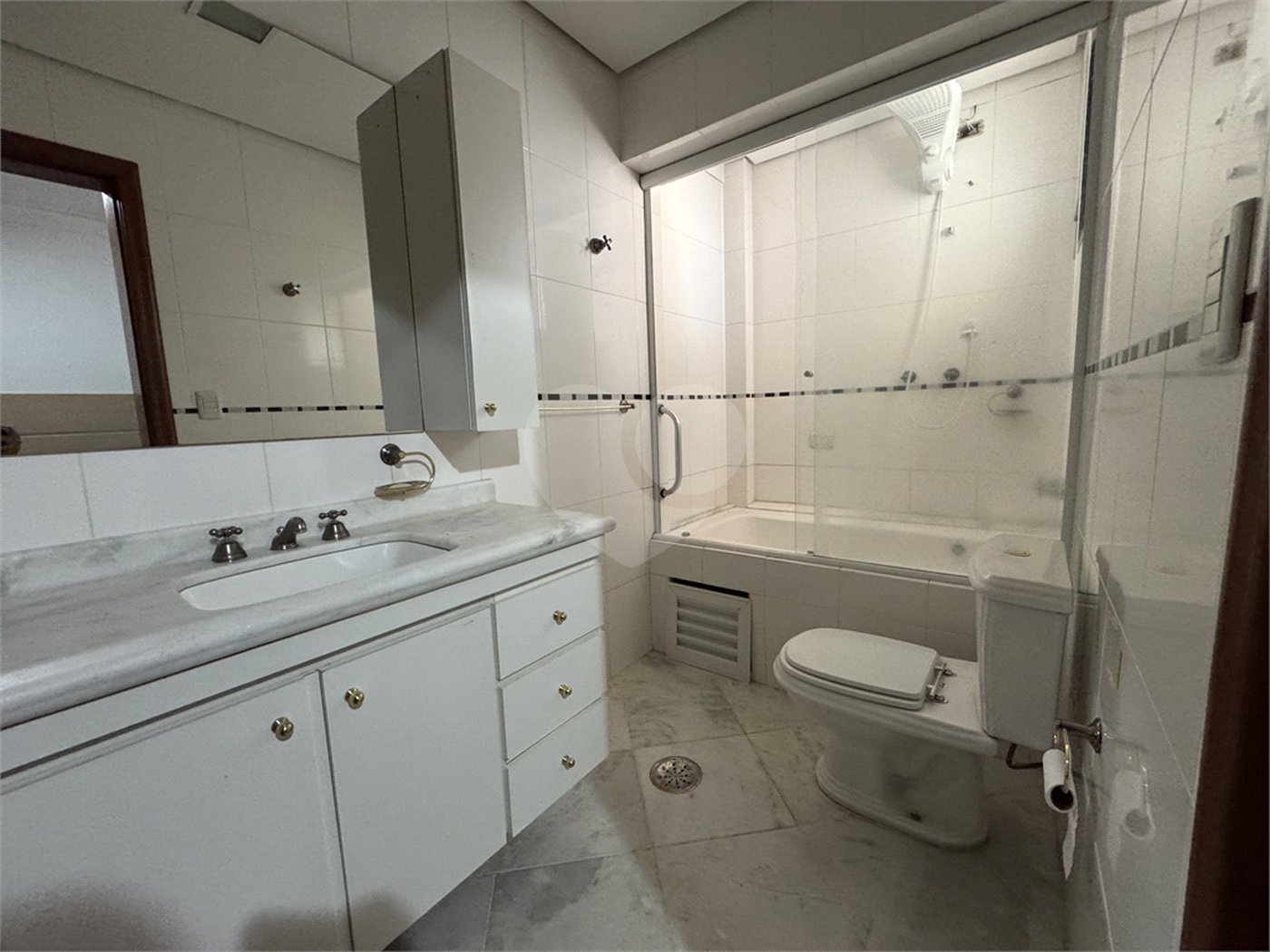 Apartamento à venda com 3 quartos, sendo 1 suíte, em Santa Teresinha, São Paulo, SP