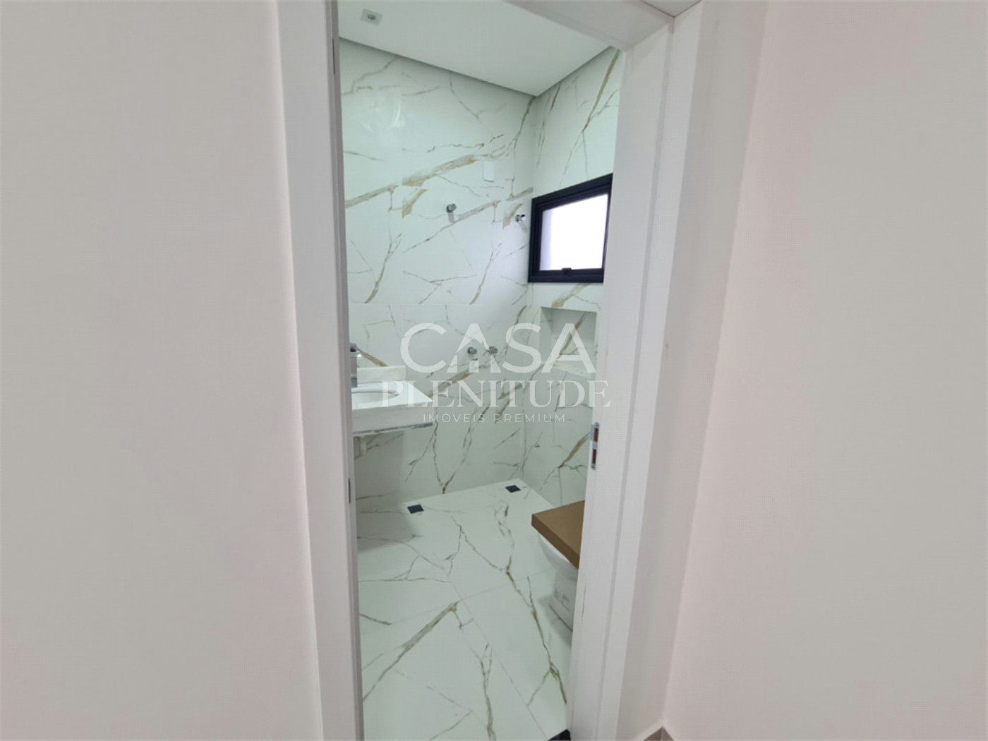 Casa em condomínio à venda com 3 suítes, em Wanel Ville, Sorocaba, SP