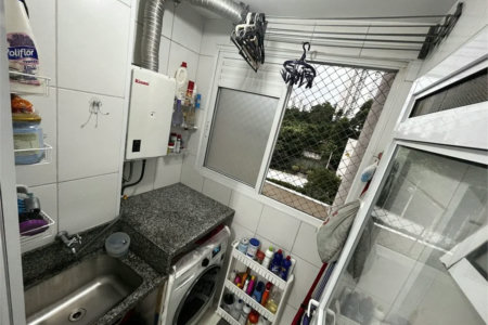 Apartamento à venda com 2 quartos, sendo 1 suíte,  em Vila Praia, São Paulo, SP