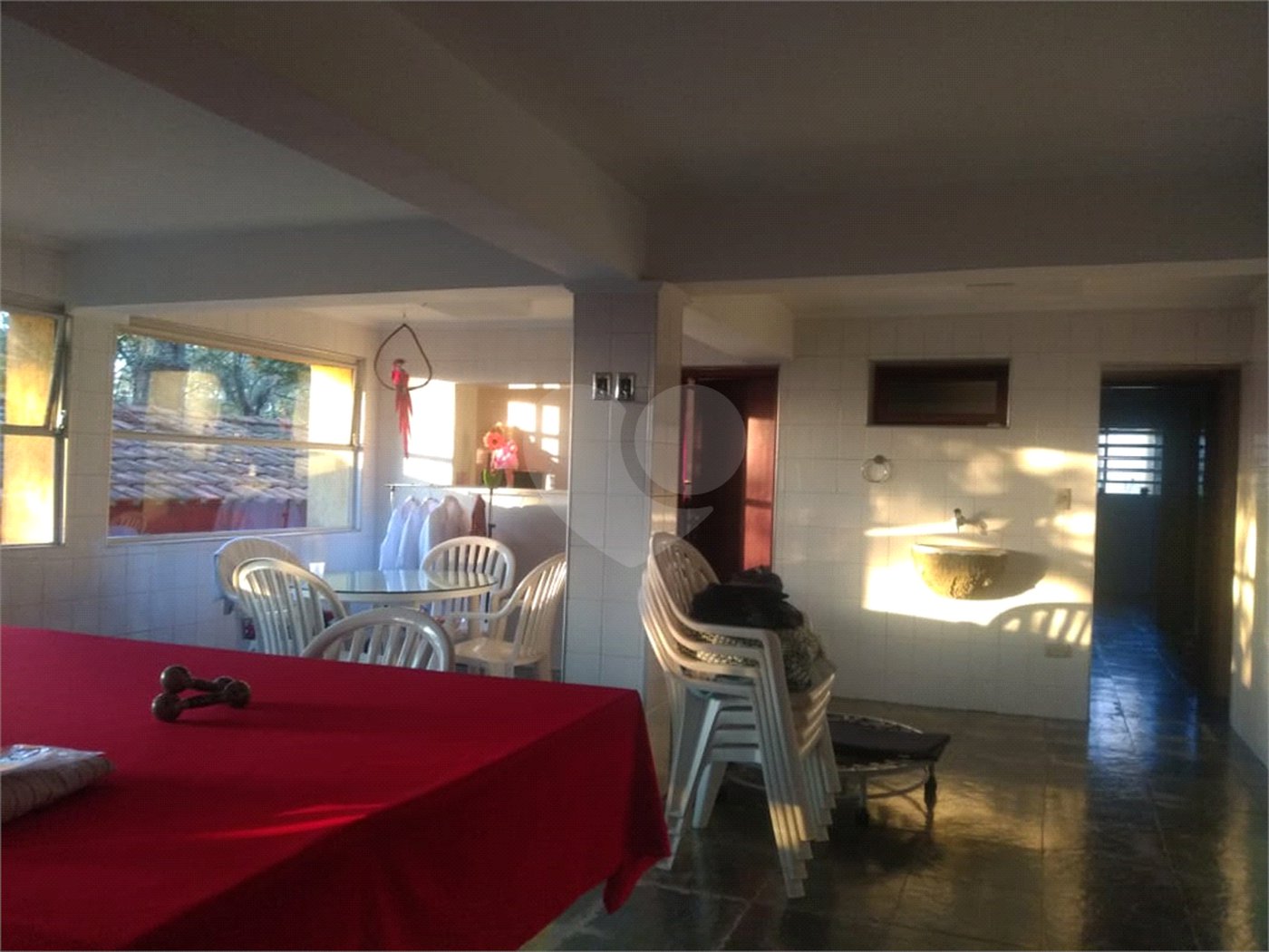 Casa à venda com 3 quartos, sendo 1 suíte, no condomínio Jardim da Monntanha Ii, Mairiporã - SP