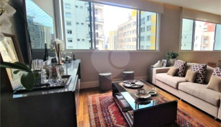 Apartamento à venda com 3 quartos, sendo 1 suíte,  em Vila Uberabinha, São Paulo, SP
