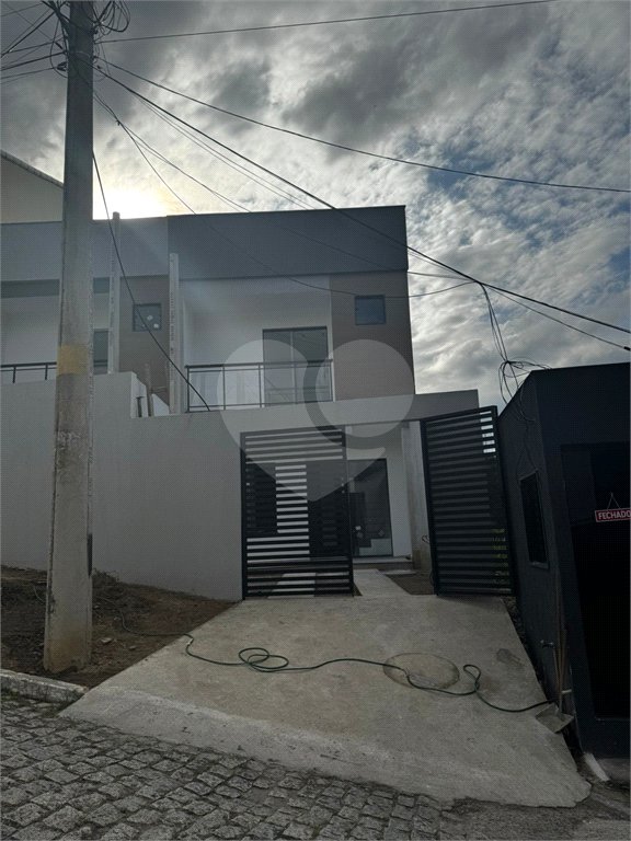 Casa à venda com 2 suítes no condomínio Residencial Camila, Rio de Janeiro - RJ