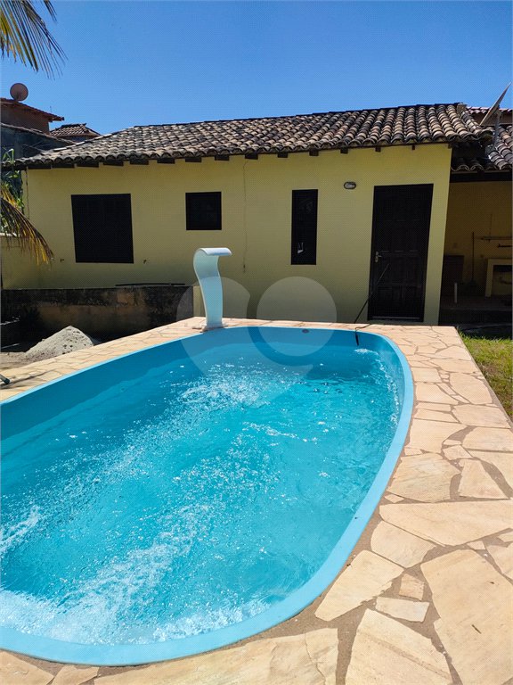 Casa à venda com 4 quartos, sendo 1 suíte, em Praia Rasa, Armação dos Búzios, RJ