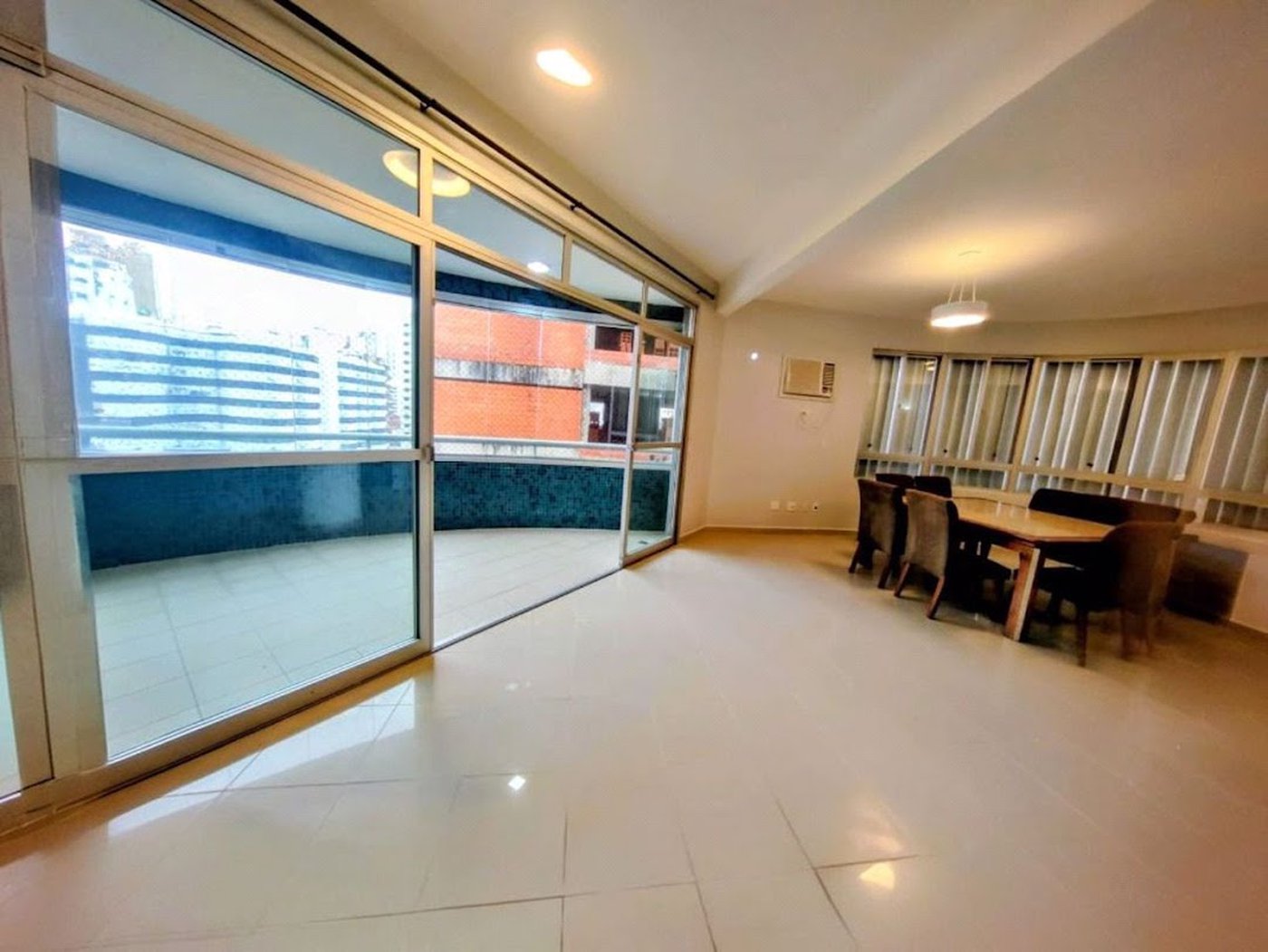 Apartamento Residencial à venda, Pompéia, Santos - AP0193.