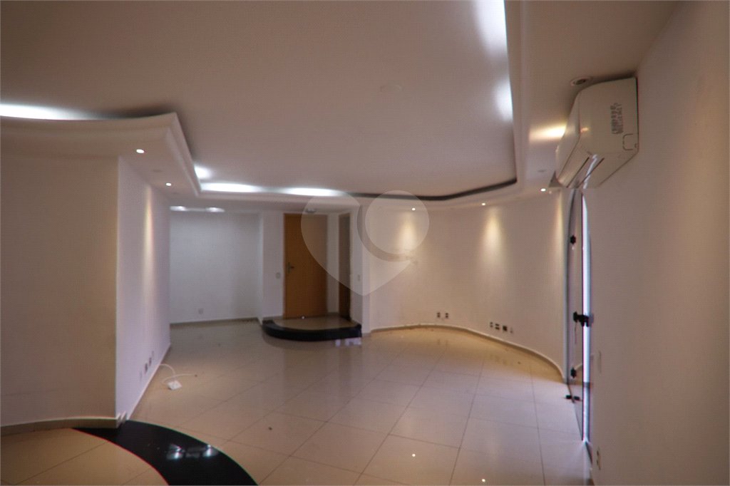 Apartamento à venda com 4 quartos, sendo 2 suítes, em Indianópolis, São Paulo, SP