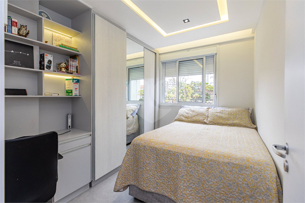 Apartamento à venda com 3 quartos, sendo 1 suíte, em Alto da Boa Vista, São Paulo, SP