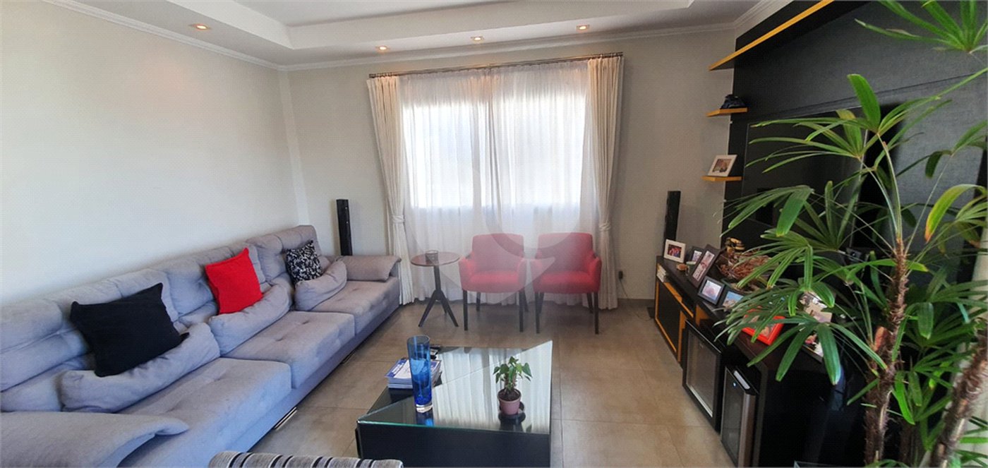 Apartamento à venda com 3 suítes em Vila Paulicéia, São Paulo, SP