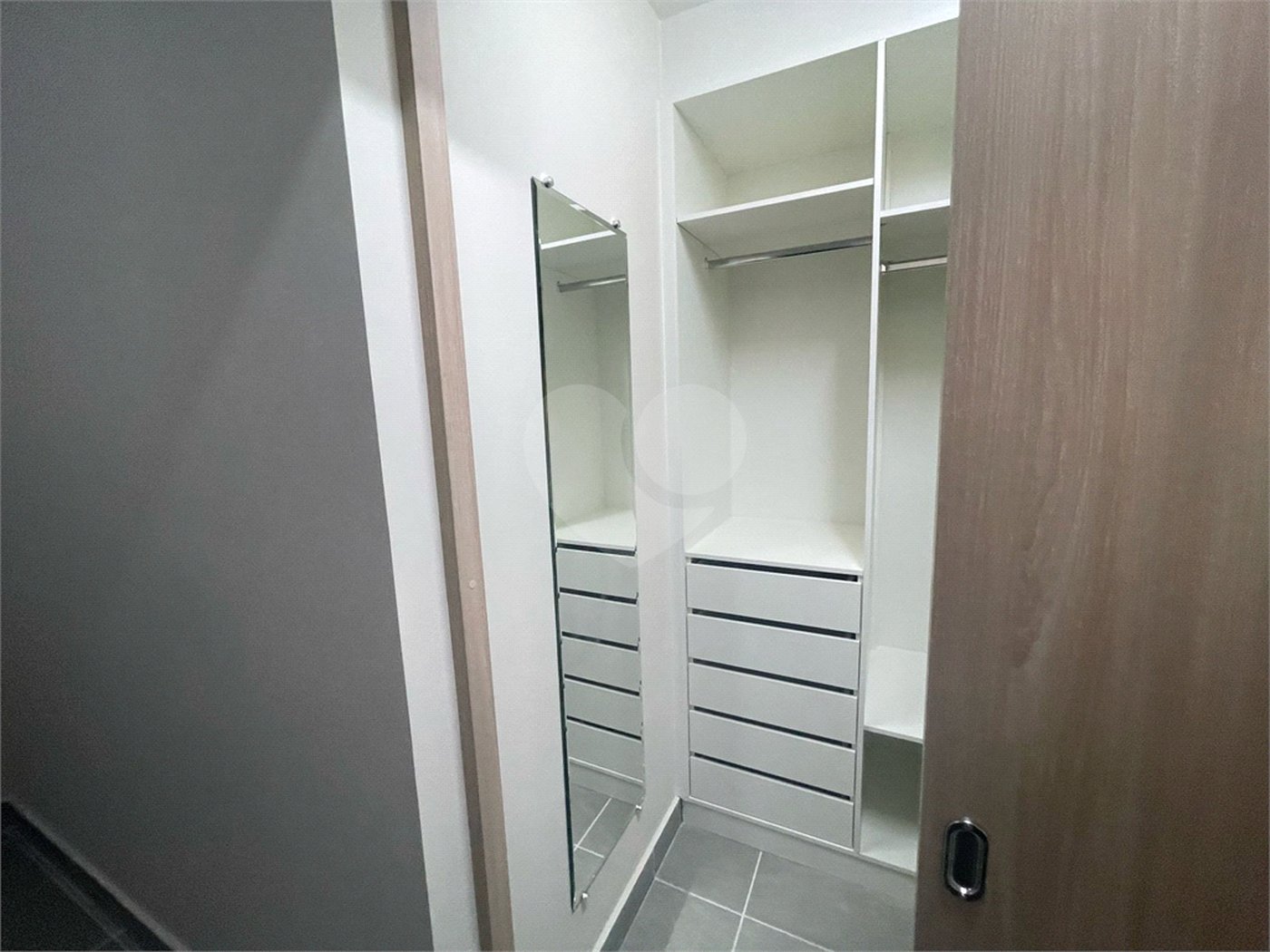 Apartamento à venda com 2 suítes em Vila Mariana, São Paulo, SP