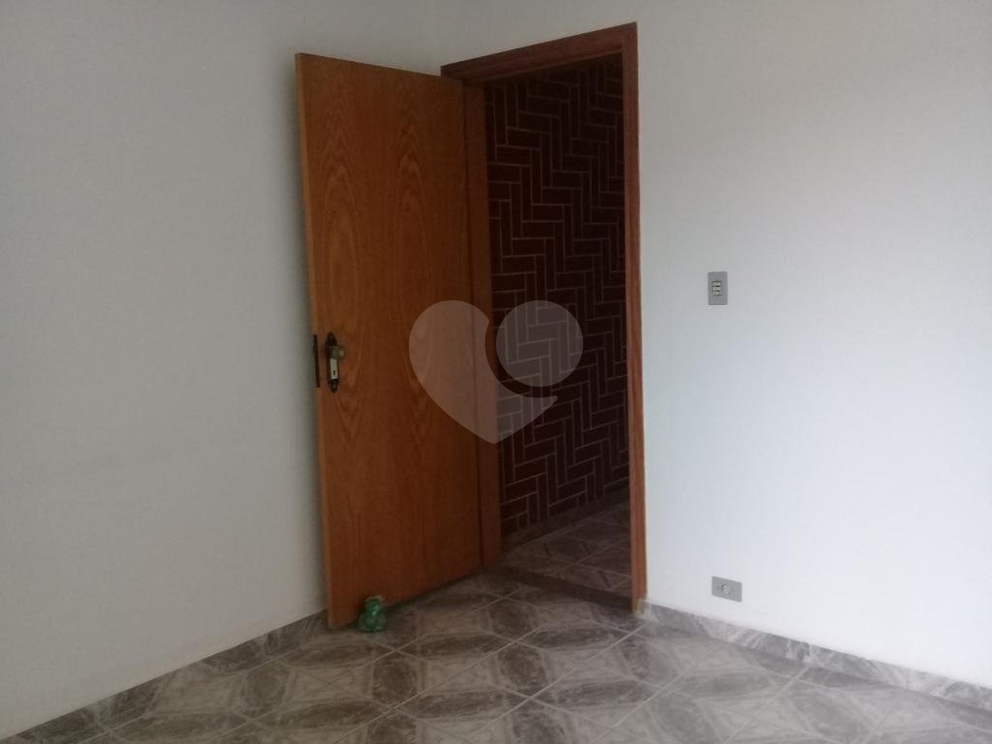 Sobrado à venda com 3 quartos, sendo 1 suíte,  em Horto, São Paulo, SP