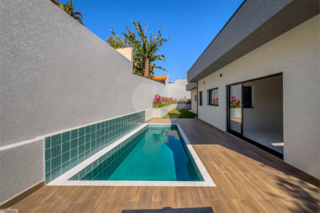 Casa à venda com 3 suítes em Jardim Paulista, Atibaia, SP