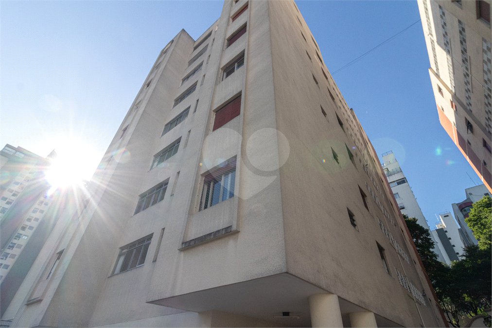 Apartamento à venda com 2 quartos em Moema, São Paulo, SP