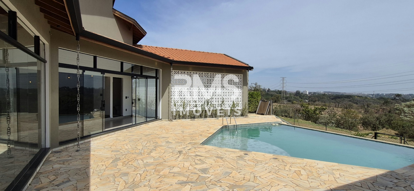 Casa à venda com 3 suítes no condomínio Santo Antonio ii, Itu - SP