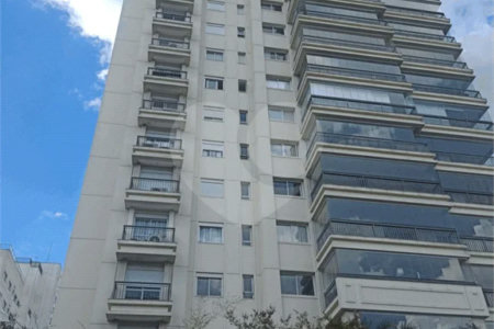 Apartamento a venda com 252 m² no Campo belo.