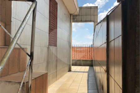 Sobrado à venda com 4 quartos em Água Branca, São Paulo, SP