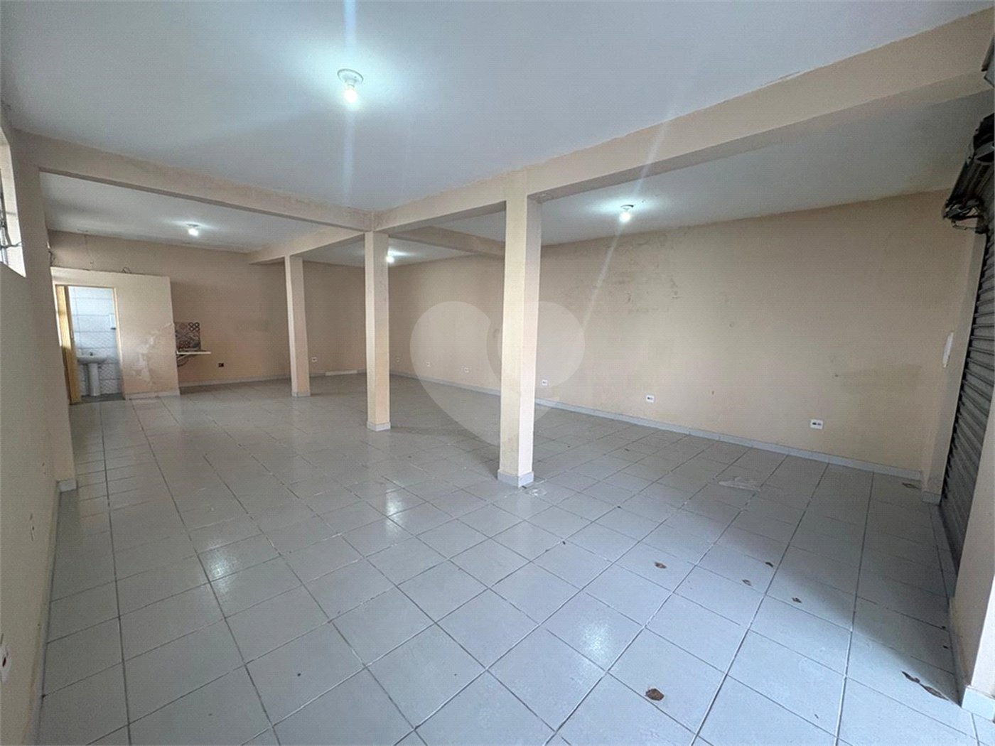 Salão para alugar em Retiro São João, Sorocaba, SP