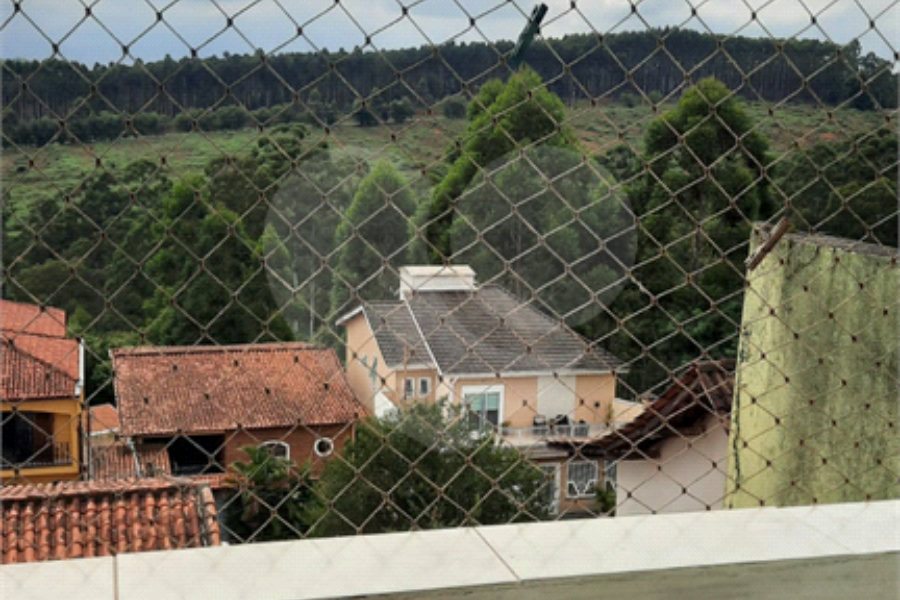 Sobrado à venda com 4 quartos, sendo 3 suítes, em Região Central, Caieiras, SP