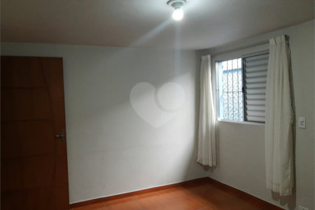 Sobrado à venda com 3 quartos, sendo 1 suíte, em Jardim Helga, São Paulo, SP