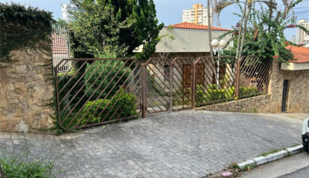 Casa à venda com 3 quartos em Água Fria, São Paulo, SP