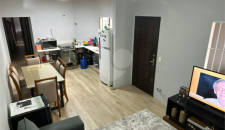 Casa à venda com 2 quartos, sendo 1 suíte,  em Jardim das Indústrias, São José dos Campos, SP