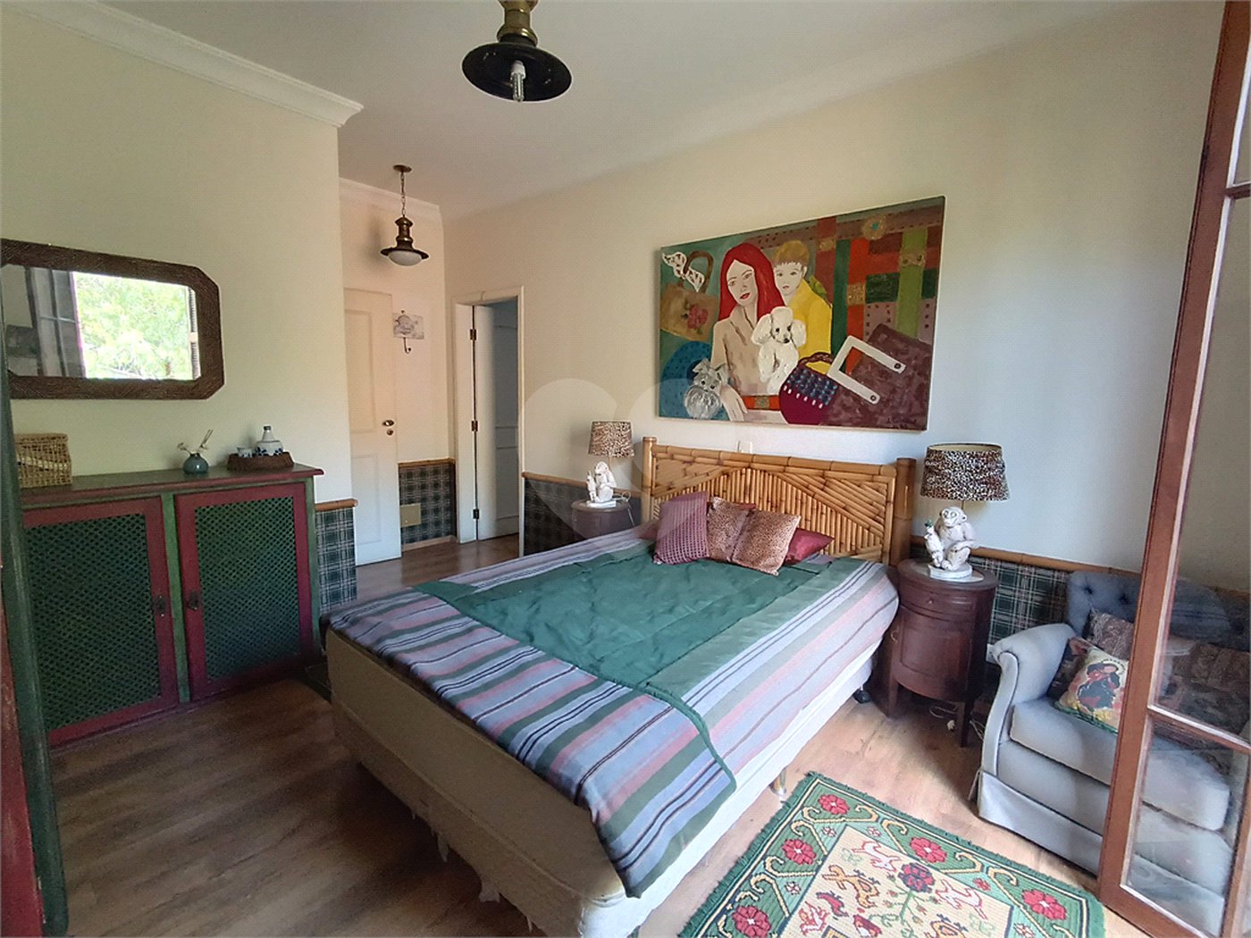 Casa à venda com 4 quartos, sendo 3 suítes, no condomínio Patrimônio do Carmo, São Roque - SP