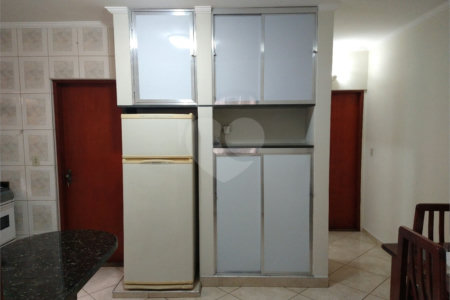 Sobrado à venda com 3 quartos, sendo 2 suítes, em Jardim Hubert, Indaiatuba, SP