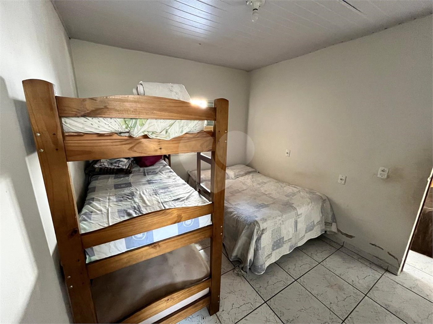Casa à venda com 2 quartos em Vila Jeriva, Várzea Paulista, SP