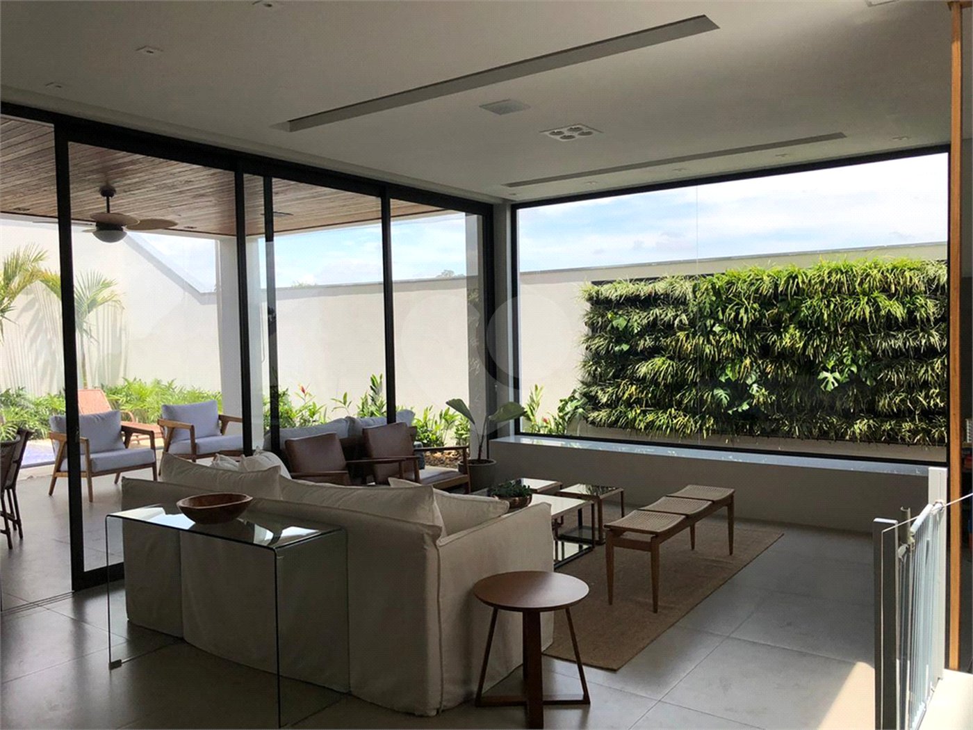 Casa à venda com 4 suítes no condomínio Alphaville Nova Esplanada 3, Votorantim - SP