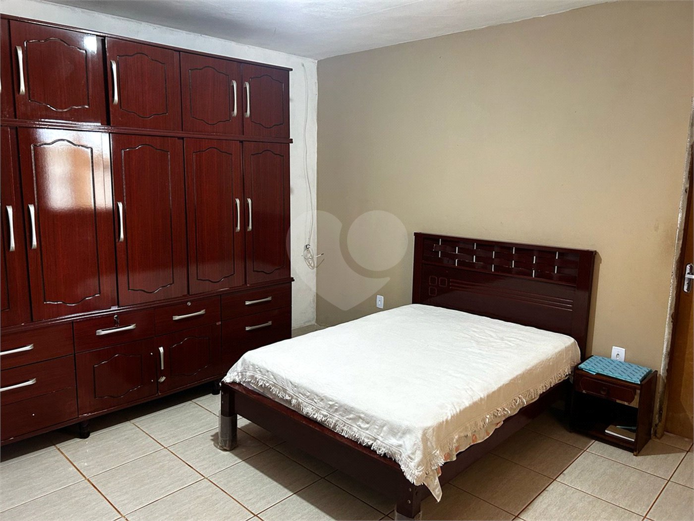Sobrado à venda com 3 quartos, sendo 2 suítes, em Vila Mazzei, Itapetininga, SP