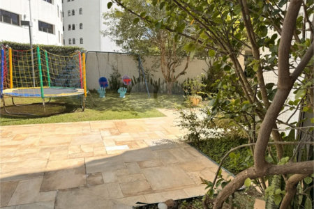 Higienópolis: Apartamento de 350 m2, 4 suítes, 5 vagas.