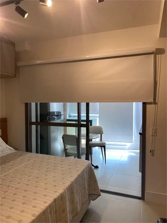 Apartamento à venda com 1 suíte em Jardim das Acácias, São Paulo, SP