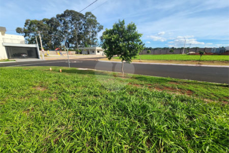 Loteamento no Recanto do Sabias á venda
