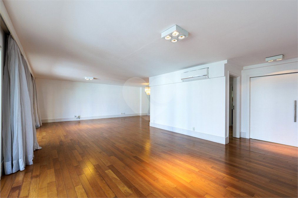 Apartamento para alugar com 4 suítes em Chácara Flora, São Paulo, SP