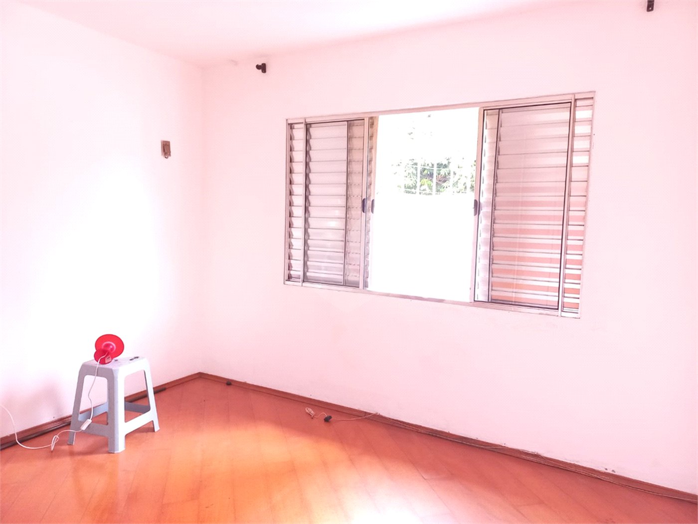 Sobrado à venda com 3 quartos em Jaguaré, São Paulo, SP