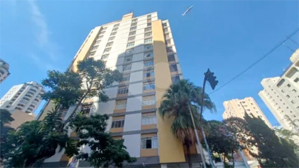 Apartamento à venda com 3 quartos em Moema, São Paulo, SP